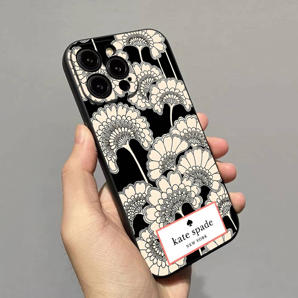 Custodia Morbida Nera K-Kate S - Phone Cases Kate Spade recensione e prezzo