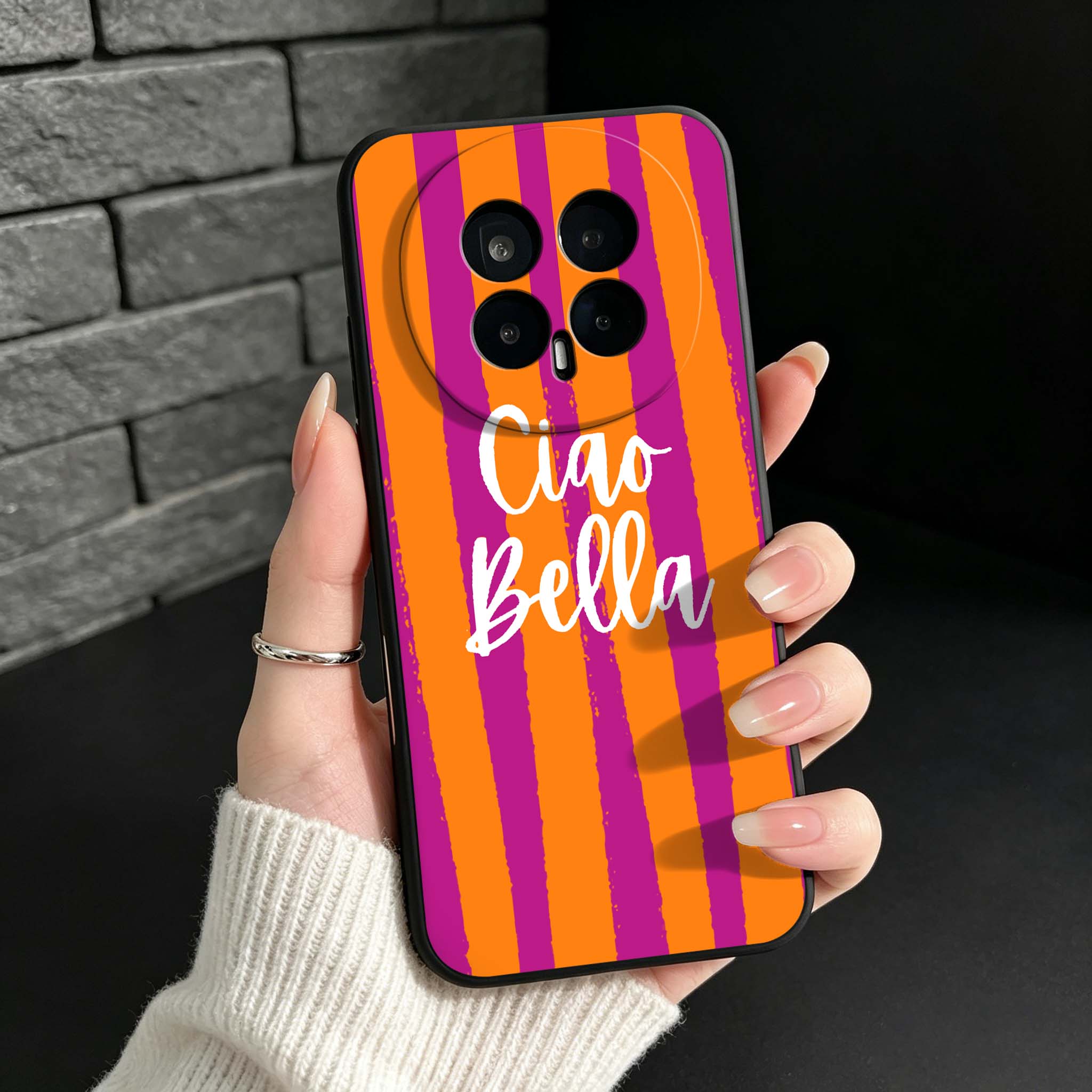 Cover Morbida Nera a Righe Ara - Phone Cases Orange recensione e prezzo